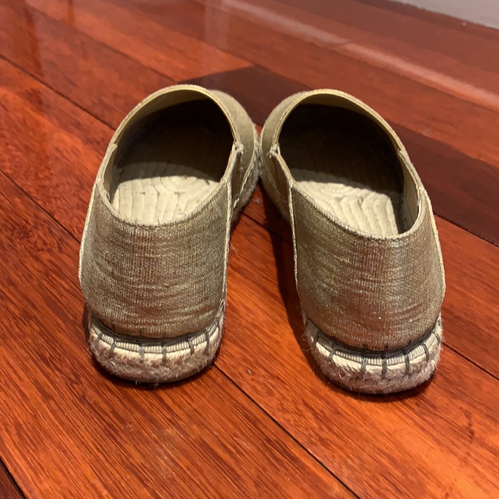 Gold espadrilles - Picture 3 of 3